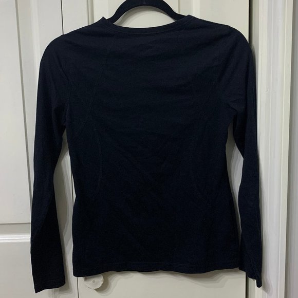 3/$16 Tek Gear Black Athletic Long Sleeved Shirt - Picture 2 of 3